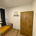 Jednoosobowy Do Wynajecia W Mieszkaniu Kapszulahotel Varsó